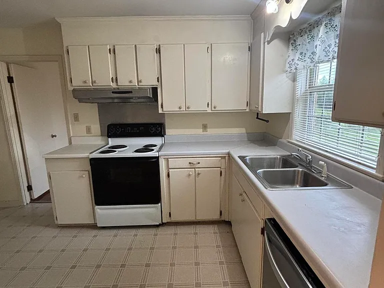 9207 W Lauderdale Rd — Photo 8