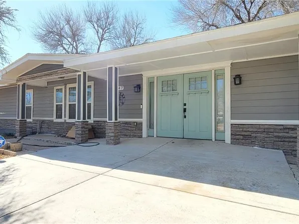 647 S Kansas St, Mercedes, TX 78570