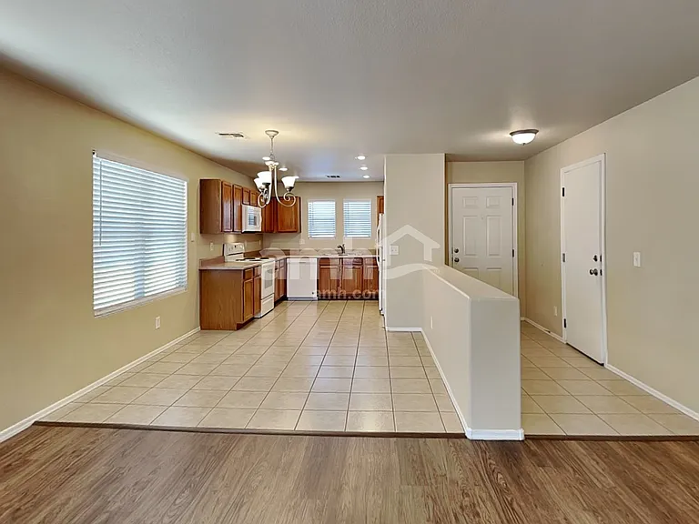 9454 W Virginia Ave — Photo 5