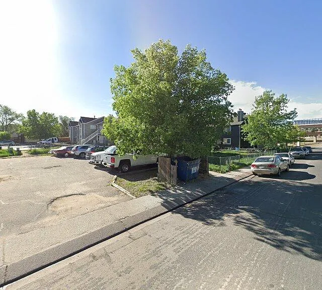 1043 Mazatlan Cir #B — Photo 1