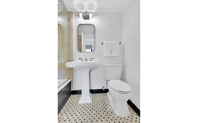 Sold by Douglas Elliman | media 27
