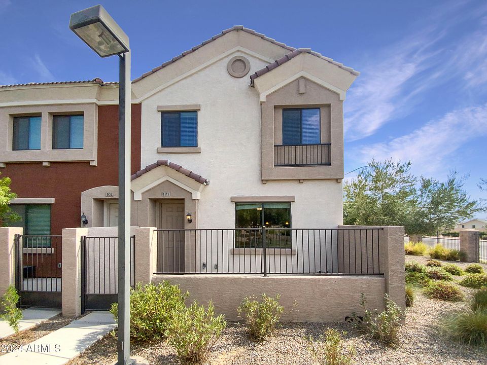 1st image of 125 N SUNVALLEY Boulevard #101