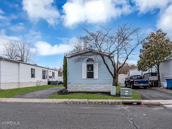 2nd image of 43 Secretariat Street