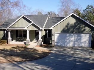 427 Cottage Grove Ln, Seneca, SC 29678