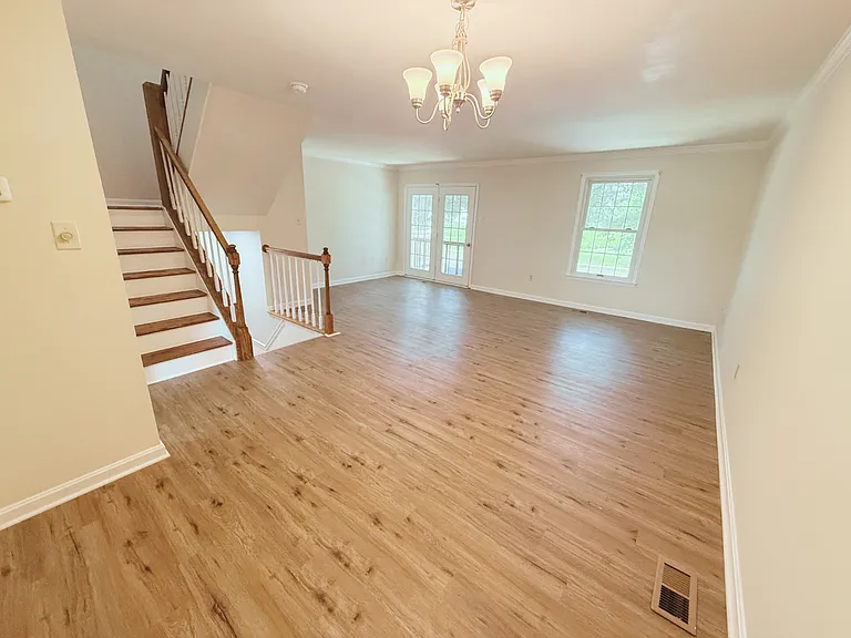 6581 Ewald Ct — Photo 6