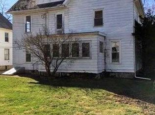 720 Garrison St, Fremont, OH 43420