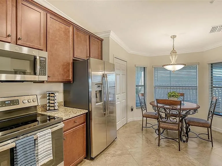 5537 Palmer Cir #201 — Photo 23