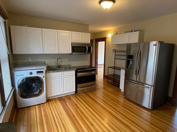 15 Broadview Pl #2, Windsor, CT 06095