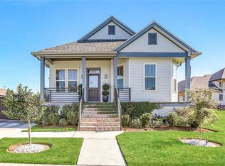 225 Coney Dr, Arabi, LA 70032