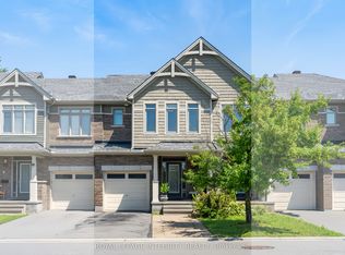 114 Hawkeswood Dr, Ottawa, ON K4M 0C1