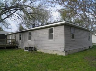 203 N Highland Ave, Columbus, KS 66725