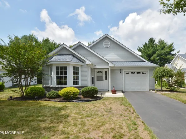 2386 Torrington Drive, Toms River, NJ 08755