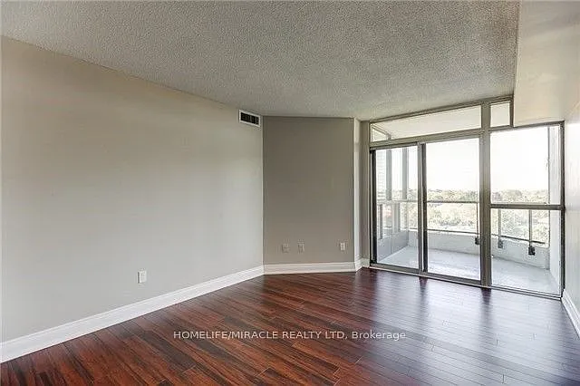 3 Rowntree Rd #710 — Photo 12