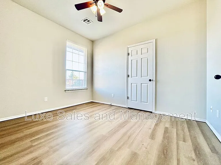 1328 Garden Gate Dr #A — Photo 11