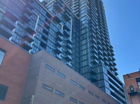 75 James St S