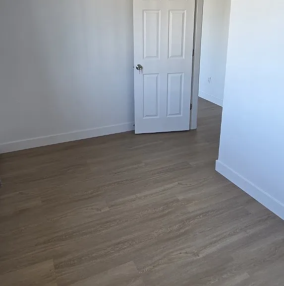 5677 Royal Oak Ave #309 — Photo 10