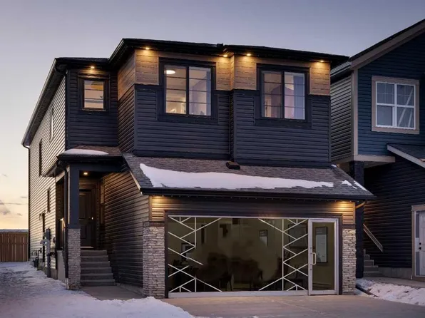287 NE Ambledale Dr NW, Calgary, AB T3P 1W4
