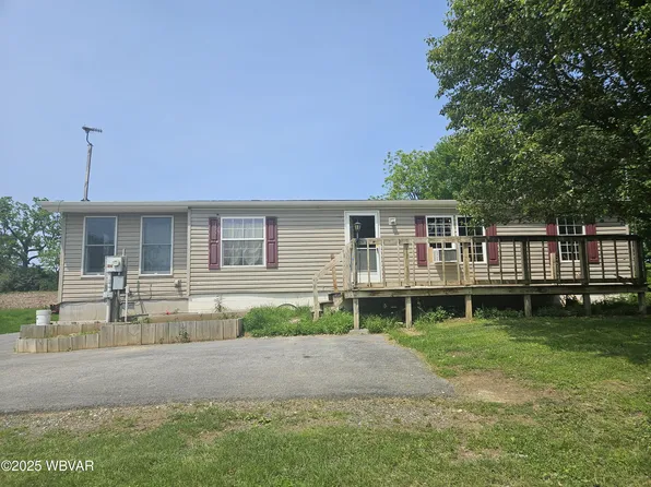 93 Woodside Rd, Danville, PA 17821