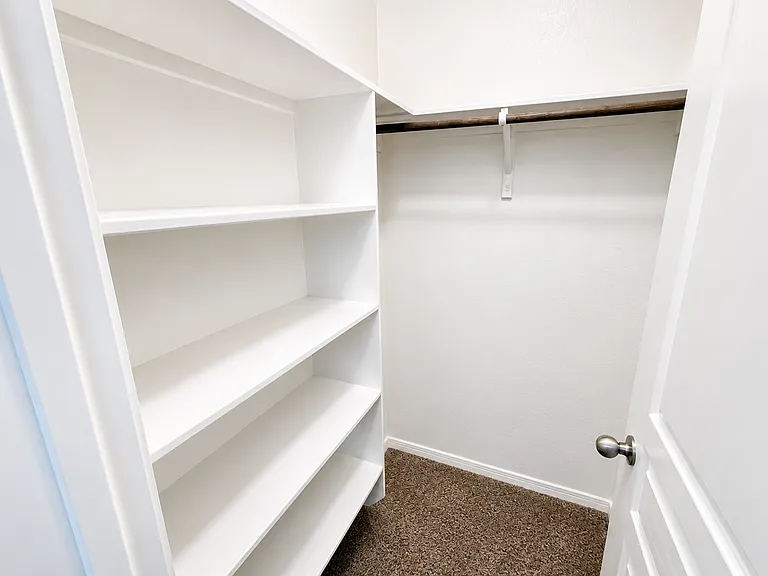 703 Dunford Dr — Photo 22