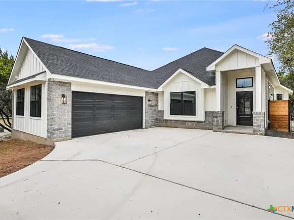 8 Lakewood Cir, Wimberley, TX 78676