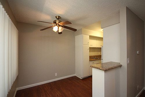 5th image of 304 Garfield Ave APT D