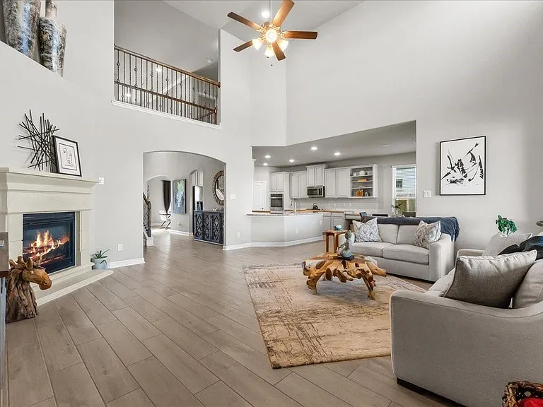 2417 Lake Mist Dr — Photo 12