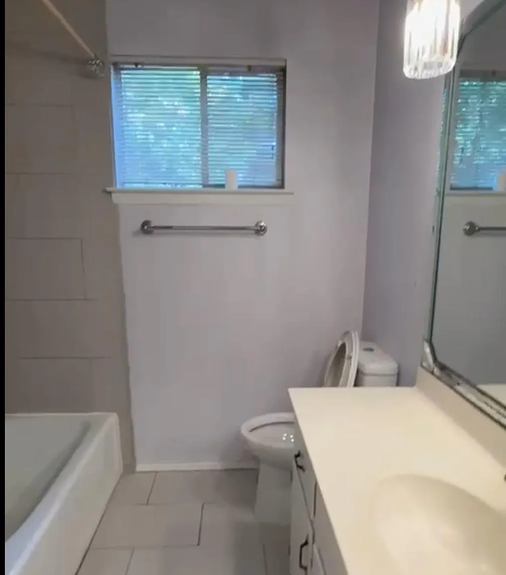 3 bed, 2.0 bath, 1498 sqft, $2,450 — Photo 3