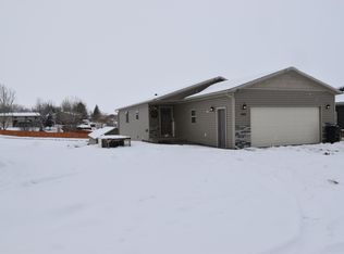 1806 Holmes Ave, Sheridan, WY 82801