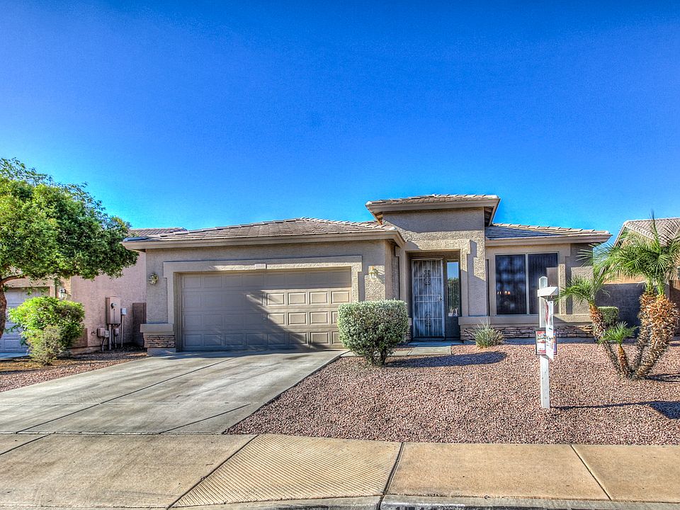 1st image of 15137 W Country Gables Dr