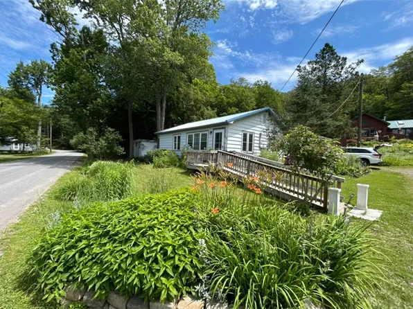 275 Charles Kelley Rd, Oxford, NY 13830