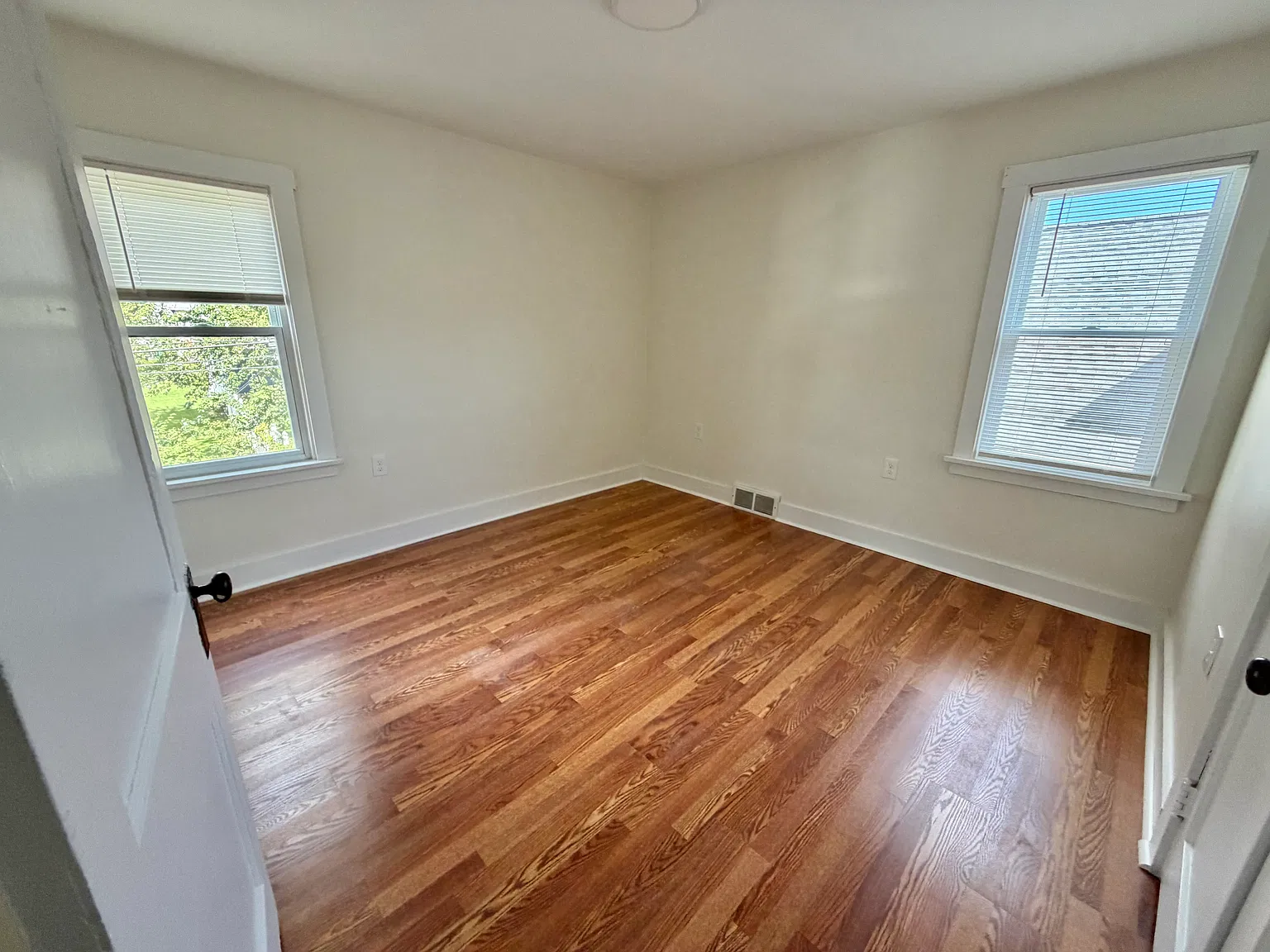 2 bed, $1,250 — Photo 3