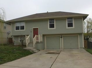 421 N Savage Ct, Independence, MO 64050