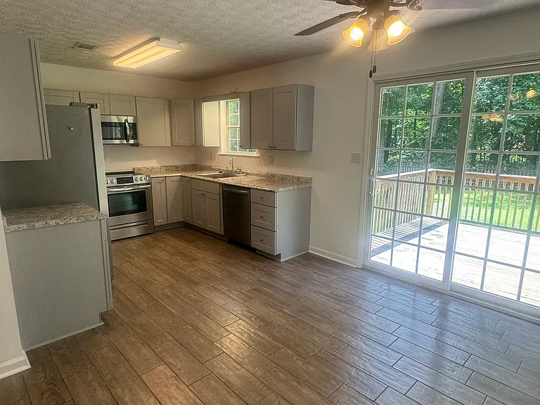105 Fox Trail Pl — Photo 7