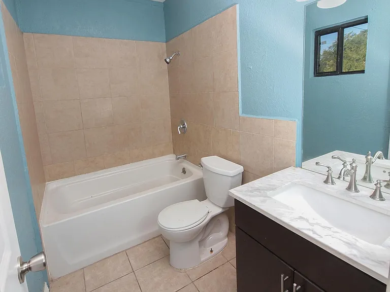 1702 Silver Ave — Photo 4