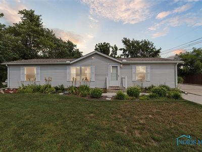 25528 Broad St, Perrysburg, OH, 43551