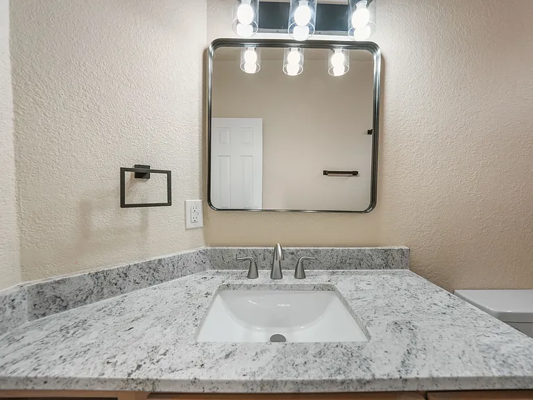 2641 Bearcat Dr — Photo 28