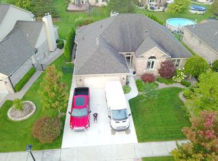 48851 Southway Dr, Macomb, MI