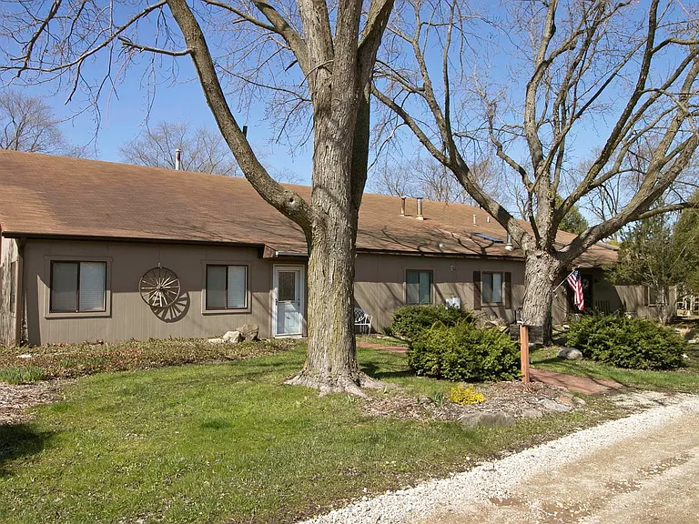 859 Old Kirk Rd — Photo 39