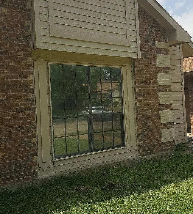 1st image of 419 Dollins St