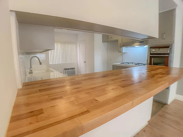 524 E Palm Ave #4 — Photo 4