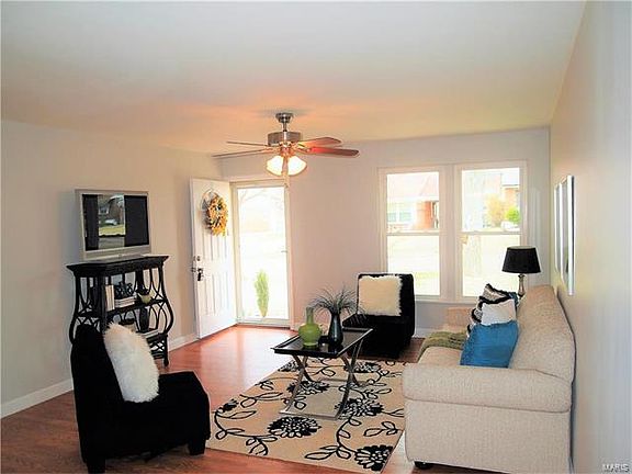 3rd image of 7336 Marwinette Ave