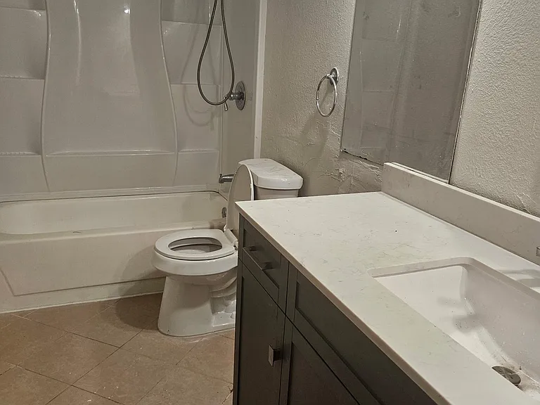 9515 Gonzales Dr — Photo 6