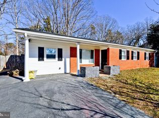 1116 Hamlin Rd, Waldorf, MD 20602