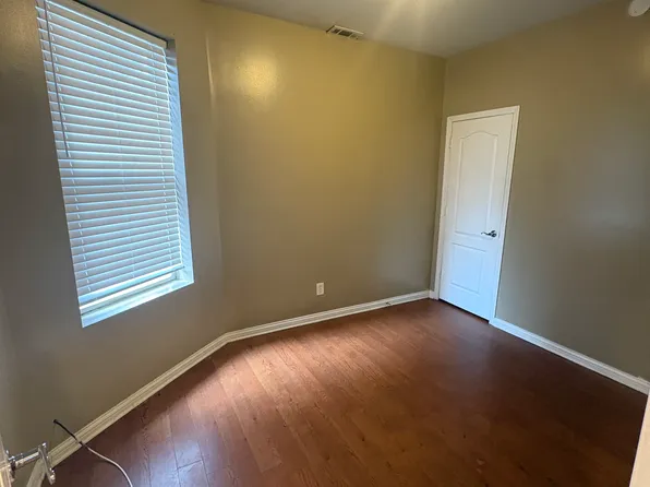 (undisclosed Address), Chicago, IL 60637