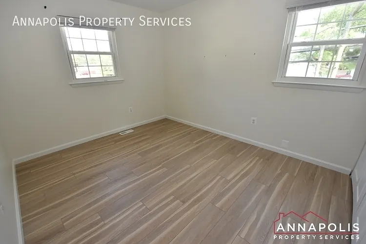 100 Conley Dr — Photo 12