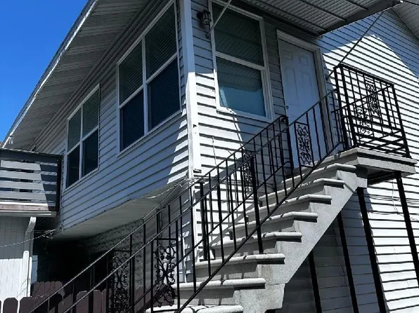 209 1/2 9th Ave N, Saint Petersburg, FL 33701
