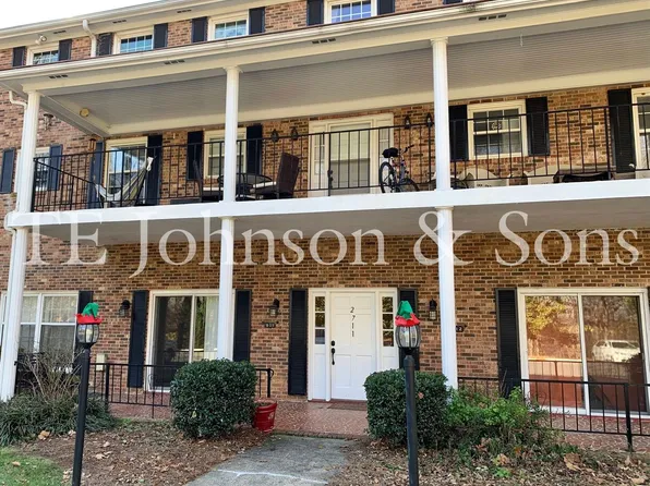 2711 Reynolda Rd APT D11, Winston Salem, NC 27106