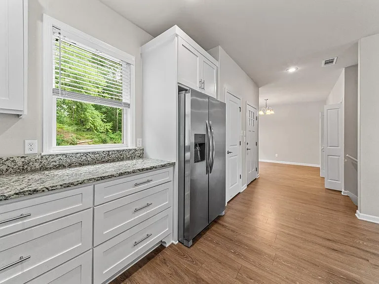 102 Cheyenne St — Photo 13