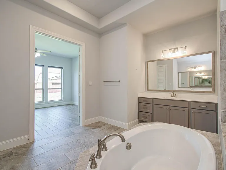 28518 Jade Springs Ln — Photo 40