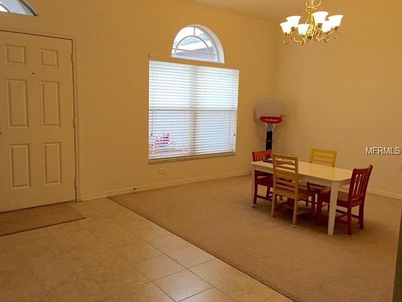 5th image of 2415 Nesslewood Dr